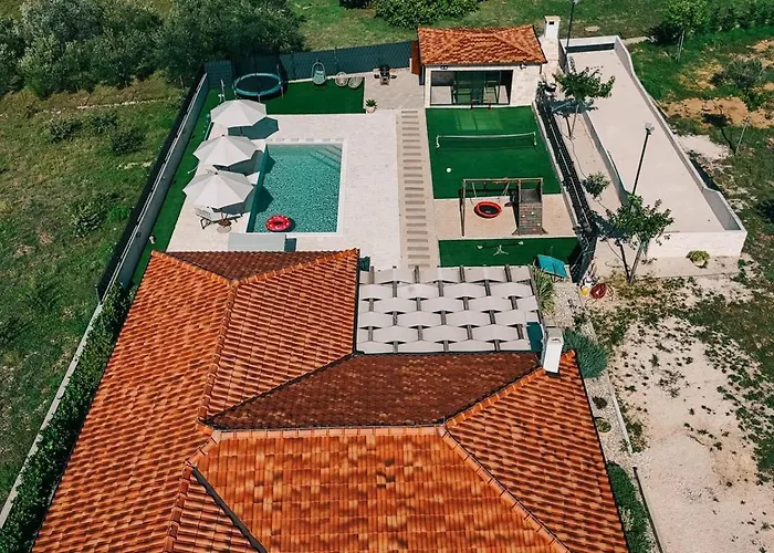 Klm Vila Rupalj